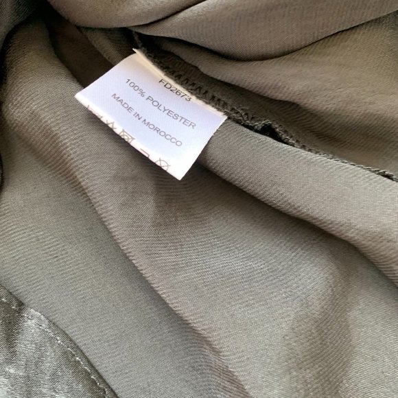 First Distraction The Label satin dress in black - Picture 3 of 6